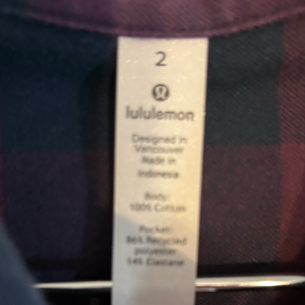 Lululemon Full Day Ahead Shirt
Revive Plaid Night Diver Galactic Grape🌵2 - Picture 4 of 9